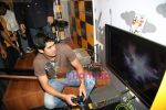 Vijendra Singh at Milestone_s Game 4 You  - new game store launch in Mega Mall on 24th Feb 2010.JPG